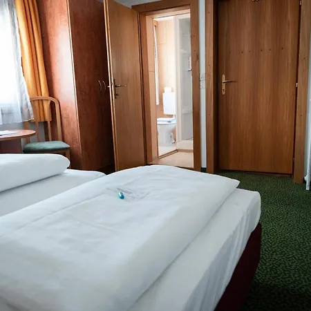 Tauernpasshoehe Hotel *