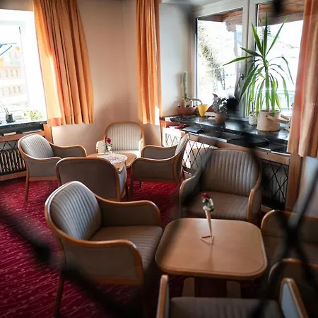 Tauernpasshoehe Hotel *