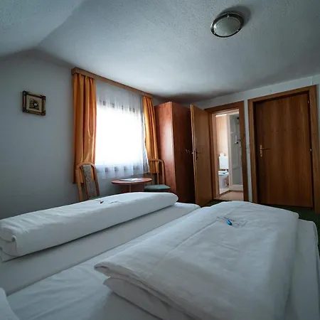 Tauernpasshoehe Hotel *